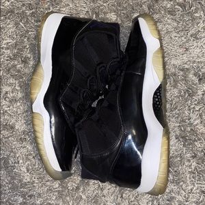 Air Jordan 11